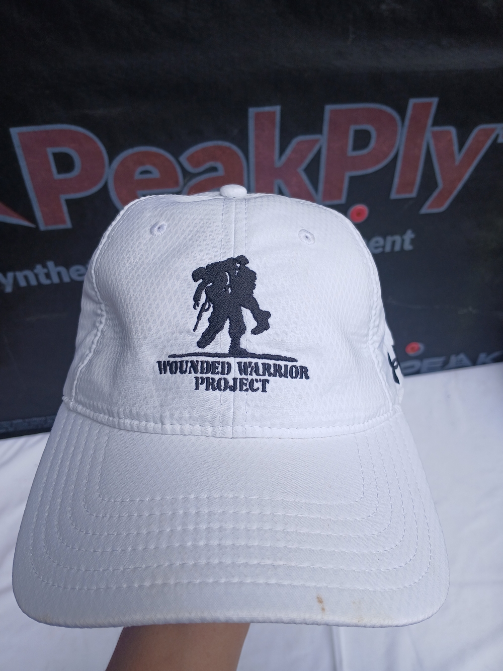 White Performance Cap - Picture 2 of 7
